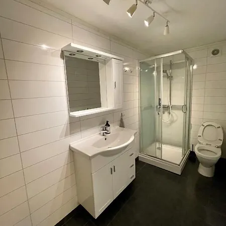 度假居 In Center By Dada